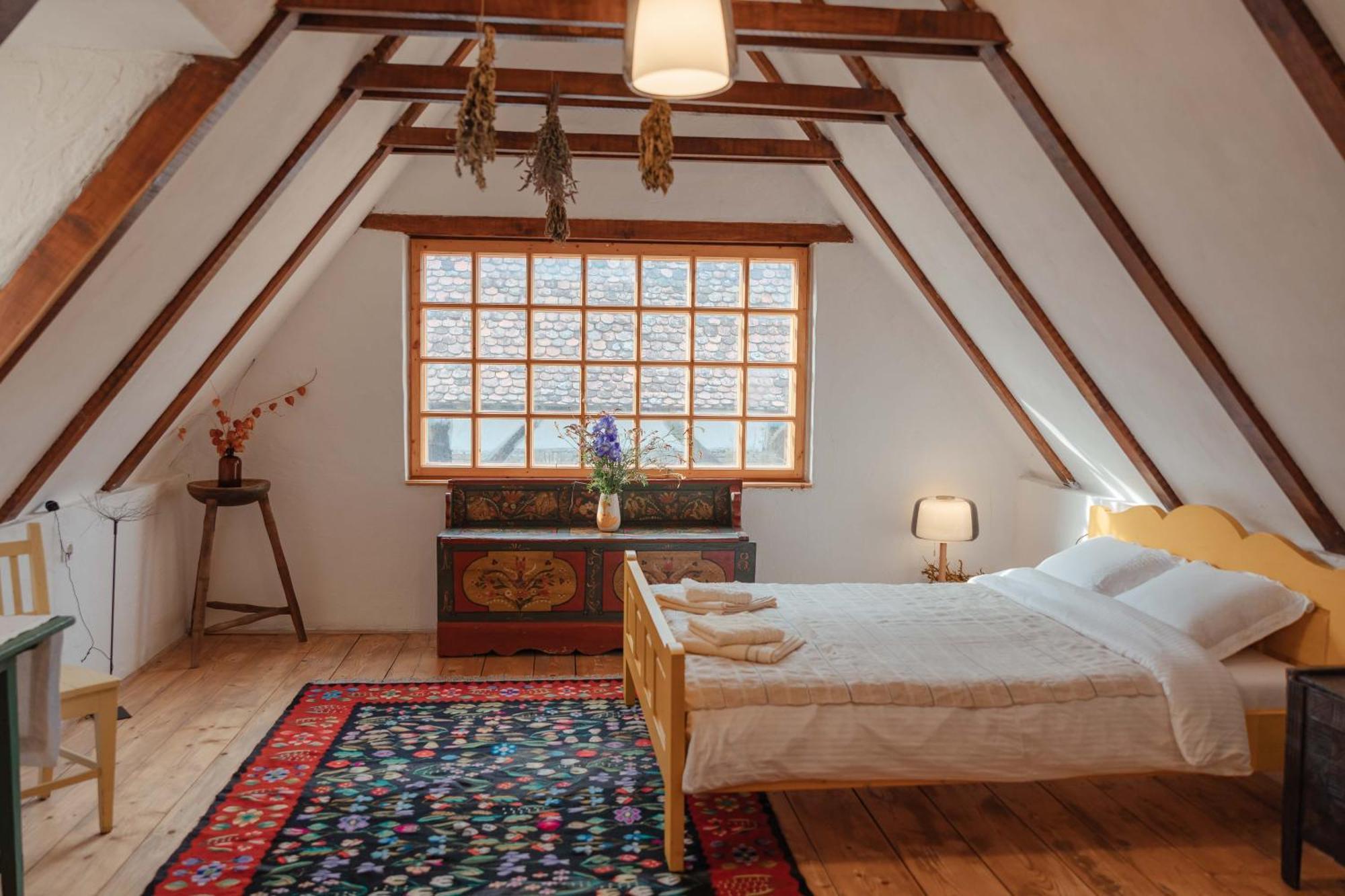 Viscri 9 Guest House ภายนอก รูปภาพ