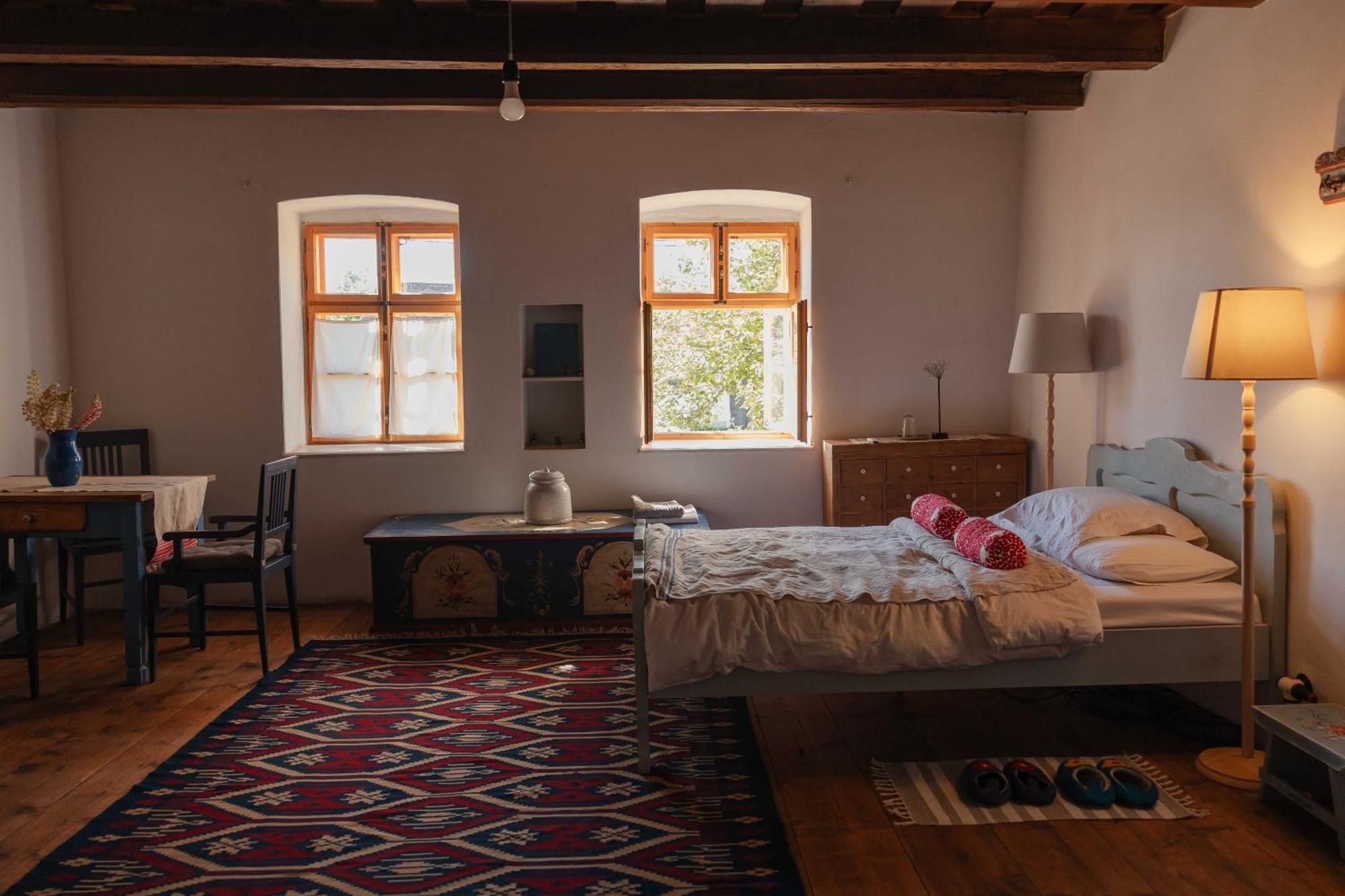 Viscri 9 Guest House ภายนอก รูปภาพ