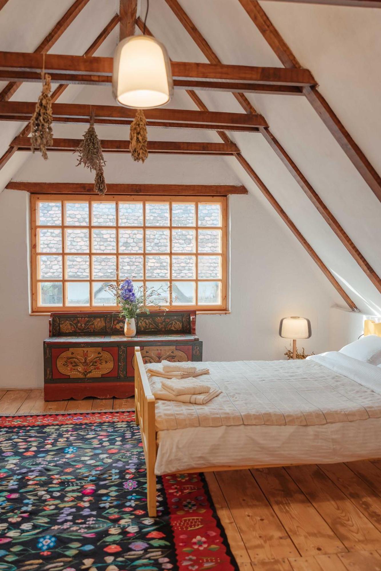 Viscri 9 Guest House ภายนอก รูปภาพ